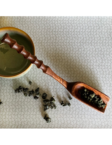 Tea Scoop "ARIANA" Solid Walnut