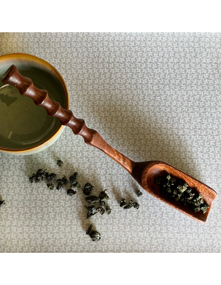 Tea Scoop "ARIANA" Solid Walnut